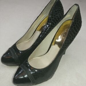 Michael Kors Women Cap toe Shoes Pumps 5" Heels Pl